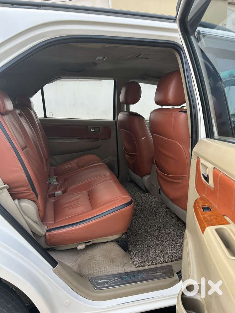 Toyota Fortuner 3.0 4x4 Manual, 2010, Diesel