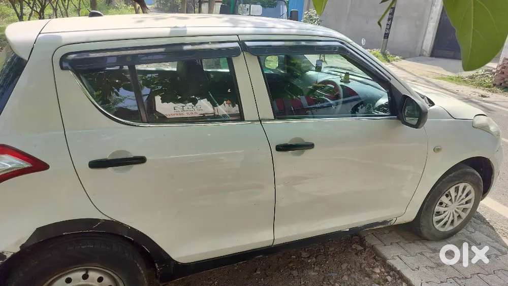 Maruti Suzuki Swift 2014 Cng & Hybrids 120000 Km Driven