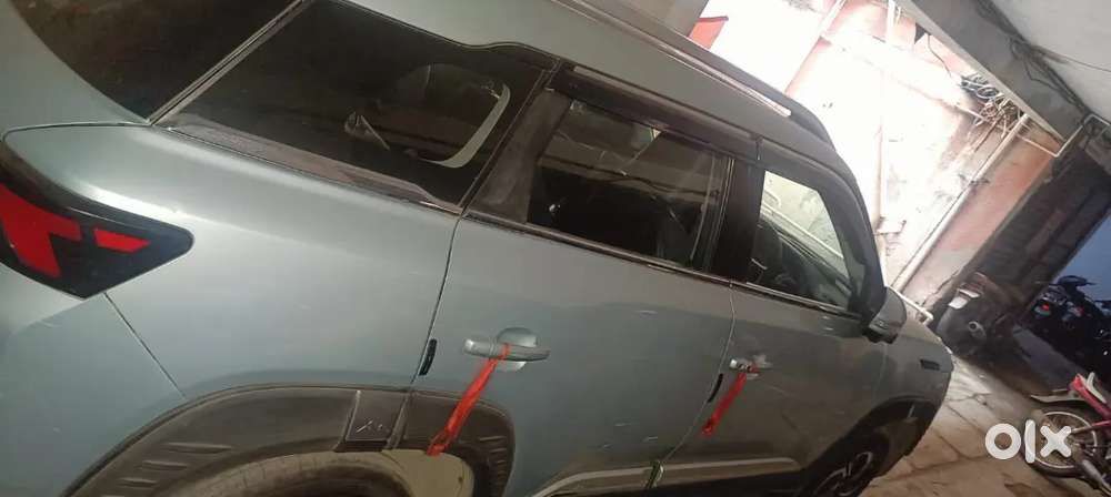 Top Model Full Good Condition With Sunroof.