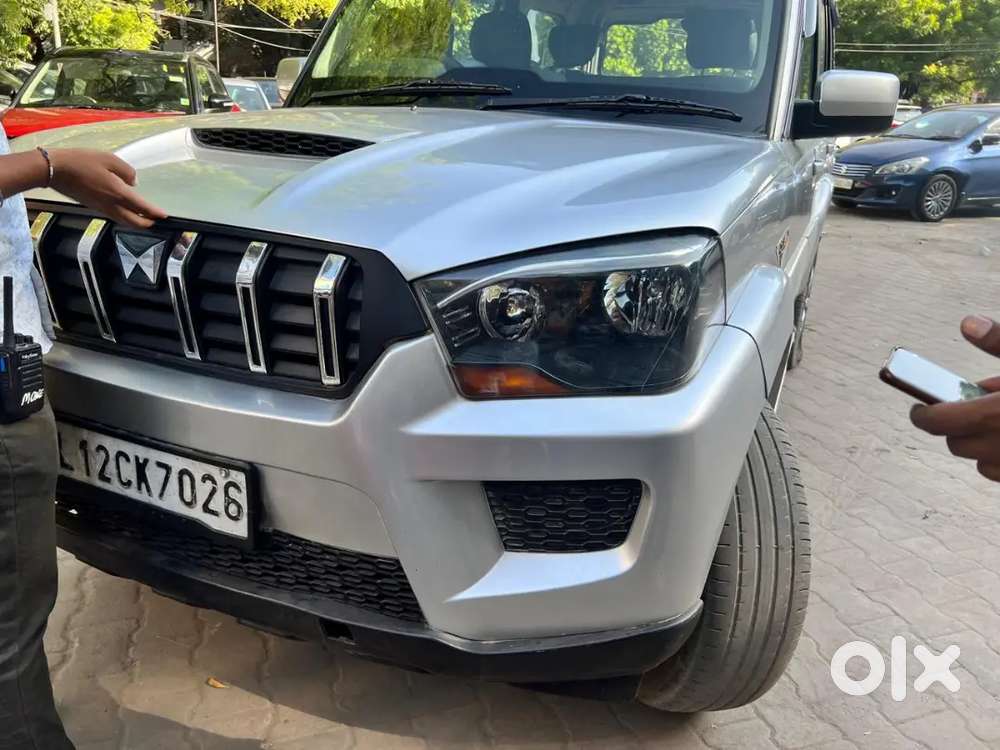 Mahindra Scorpio S4 2016 Diesel Manual