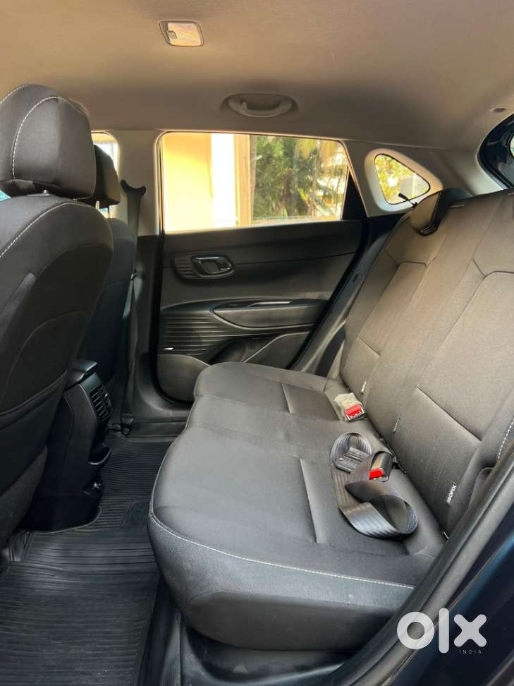 Hyundai I20 1.4 Asta (o) At With Sunroof, 2021, Petrol