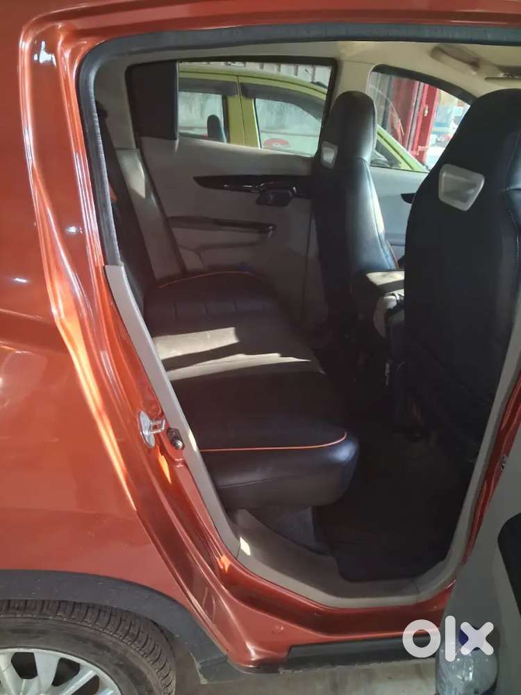New Condition Mahindra Kuv100 K6 Car.