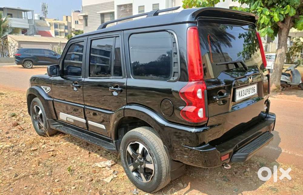 Mahindra Scorpio Classic 2.2 S 11 Mt 7 Str, 2023, Diesel