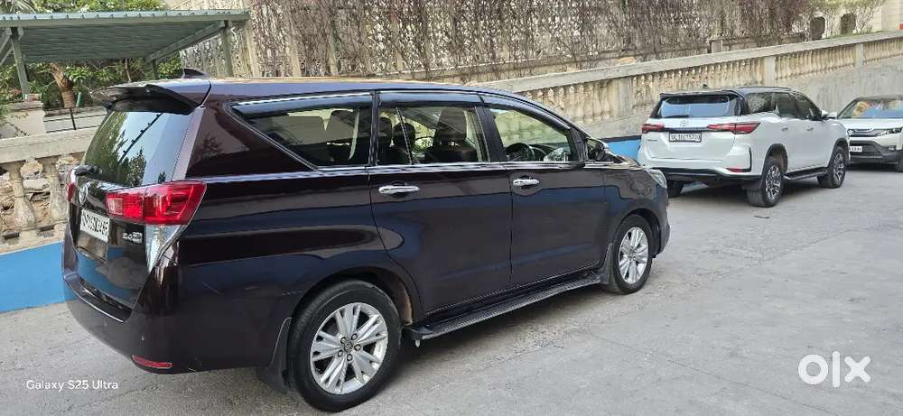 2021 Model Innova Crysta
 Z Automatic 
Single Owner 
Like A Brand New