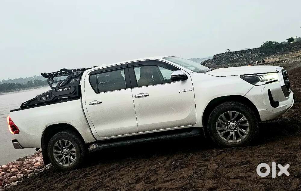 Toyota Hilux 2024 Diesel 11000 Km Driven