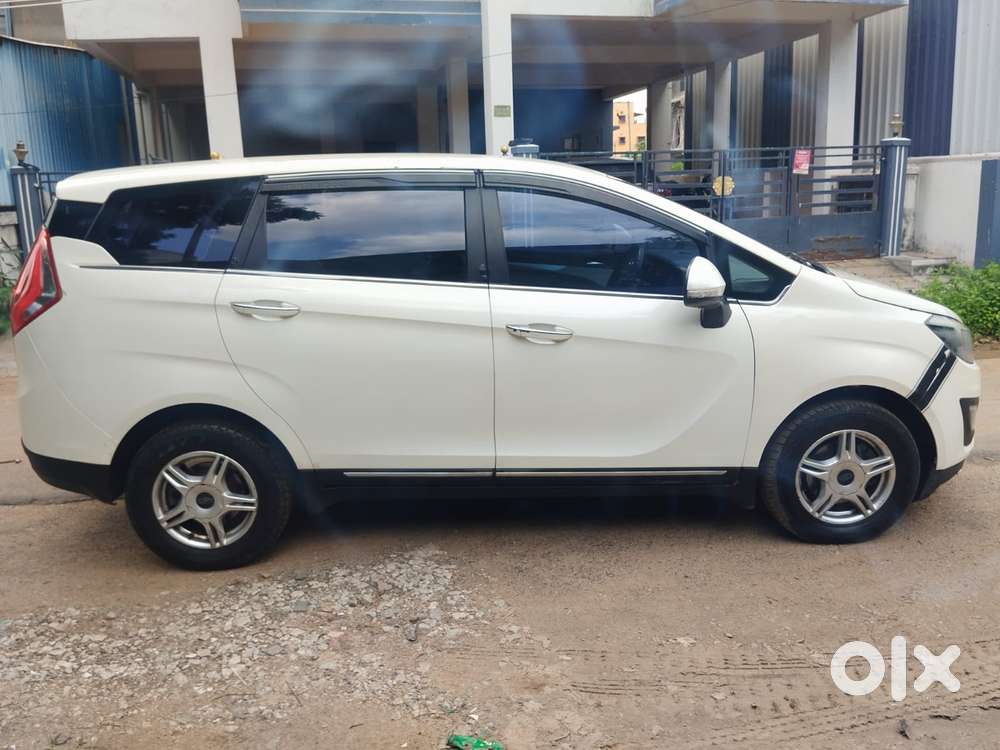 Mahindra Marazzo M6 8str, 2019, Diesel