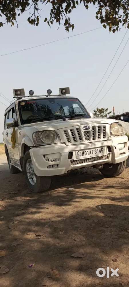 Mahindra Scorpio 2011 Diesel 68000 Km Driven