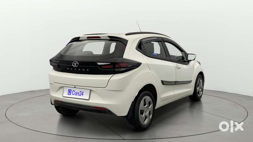 Tata Altroz 1.2 Xe, 2020, Petrol
