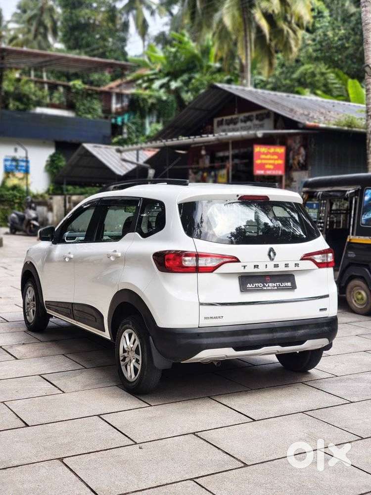 Renault Triber Rxt, 2021, Petrol