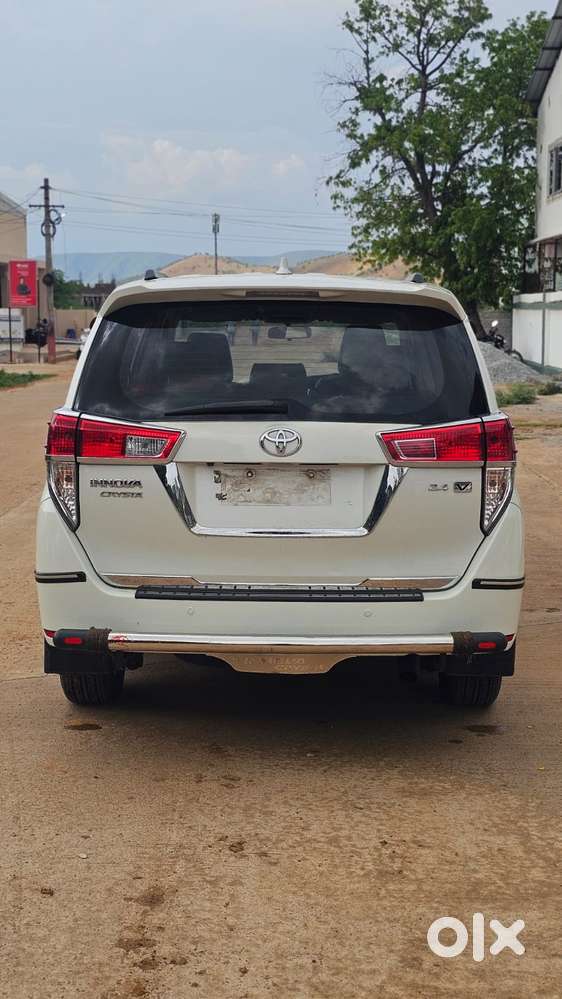 Toyota Innova Crysta 2.4 V, 2018, Diesel