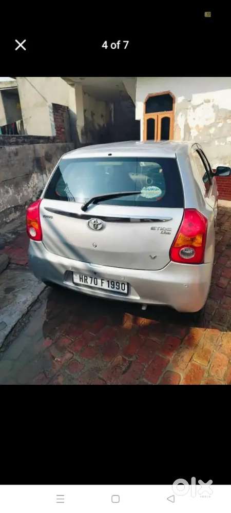 Toyota Etios Liva 2012 Petrol 76000 Km Driven