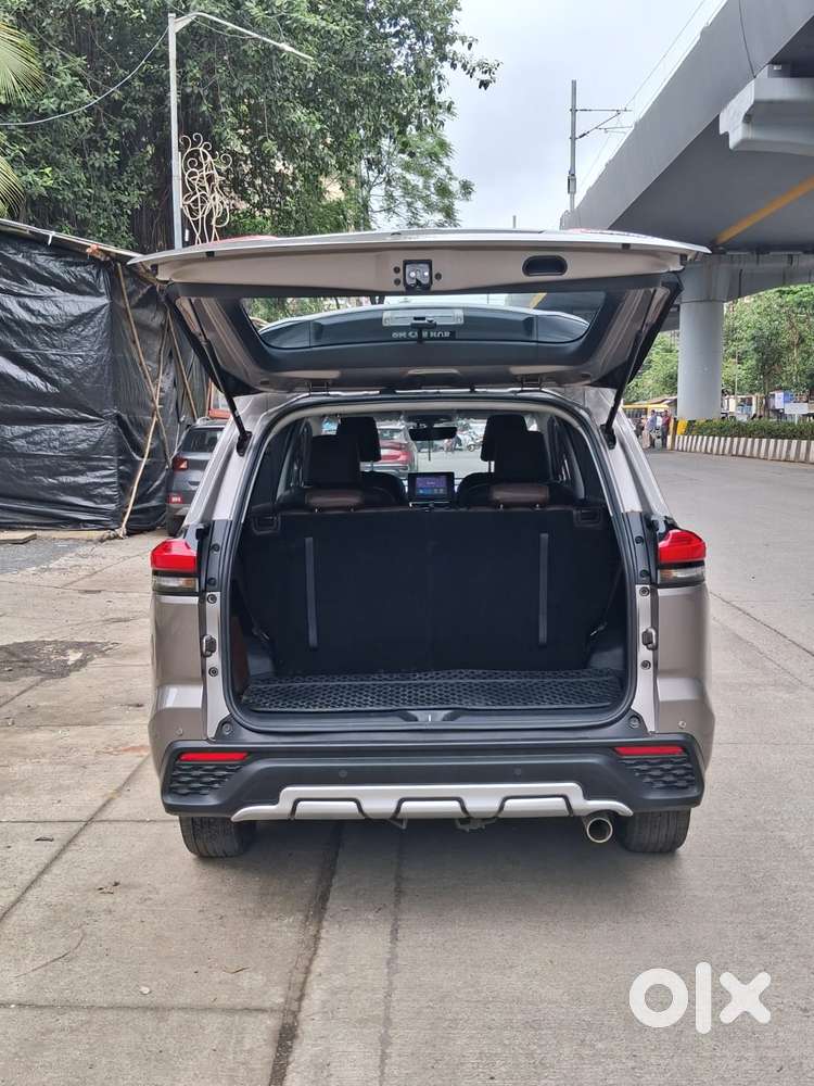 Toyota Innova Hycross 2.0 Vx Hybrid 7 Str, 2023, Petrol
