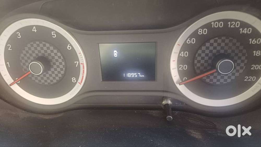 Hyundai Aura 2021 Cng & Hybrids Well Maintained