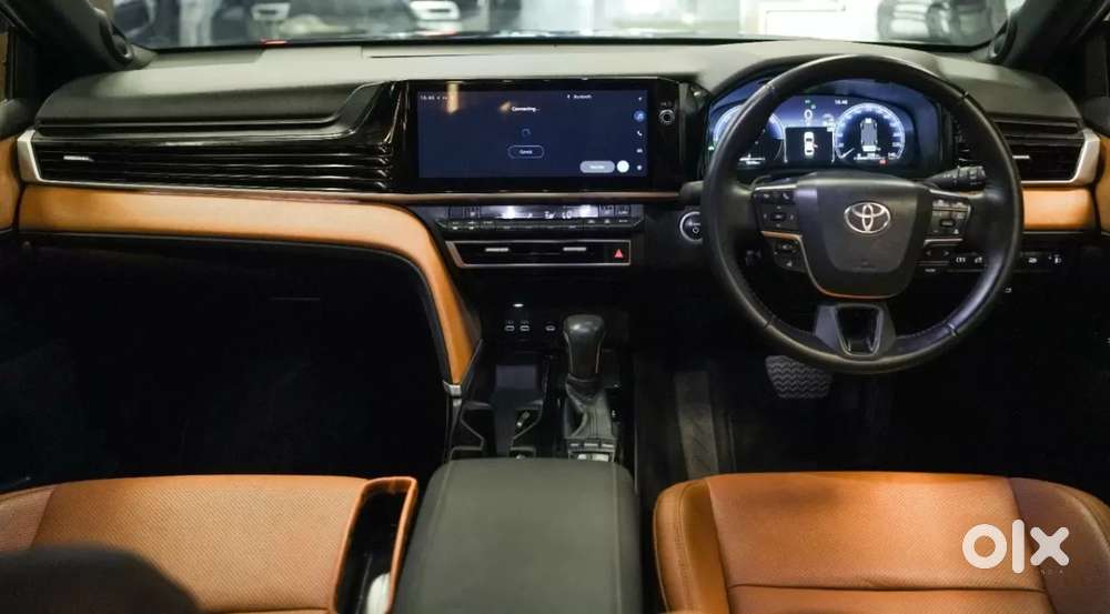 Toyota Camry, 2025, Petrol