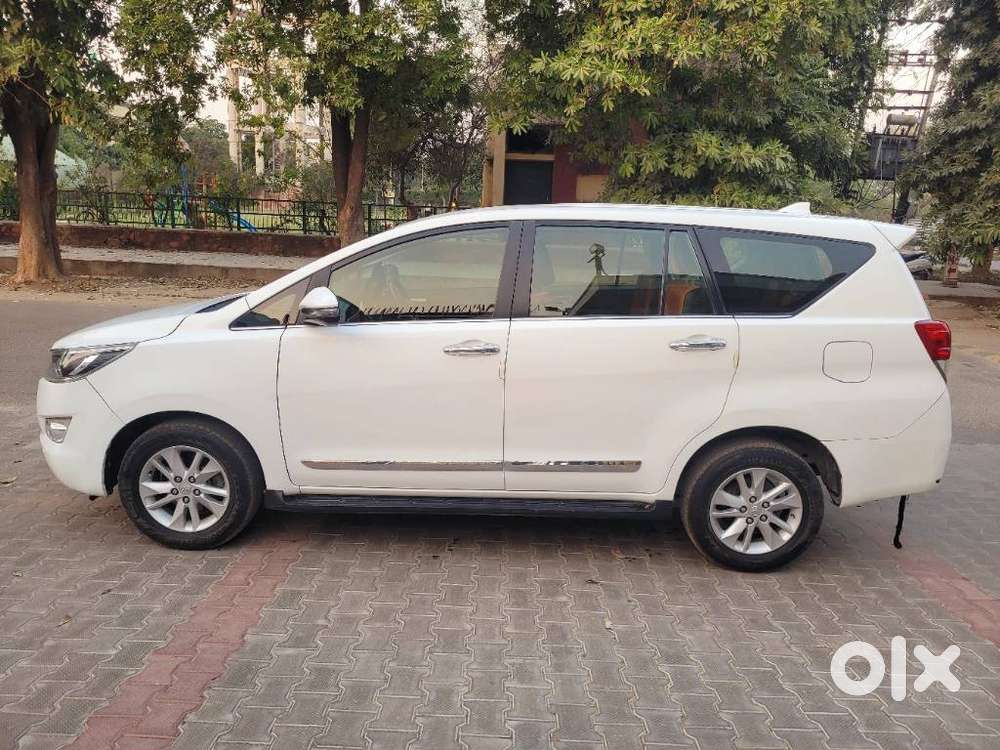 Toyota Innova Crysta 2.4 Vx Mt, 2020, Diesel