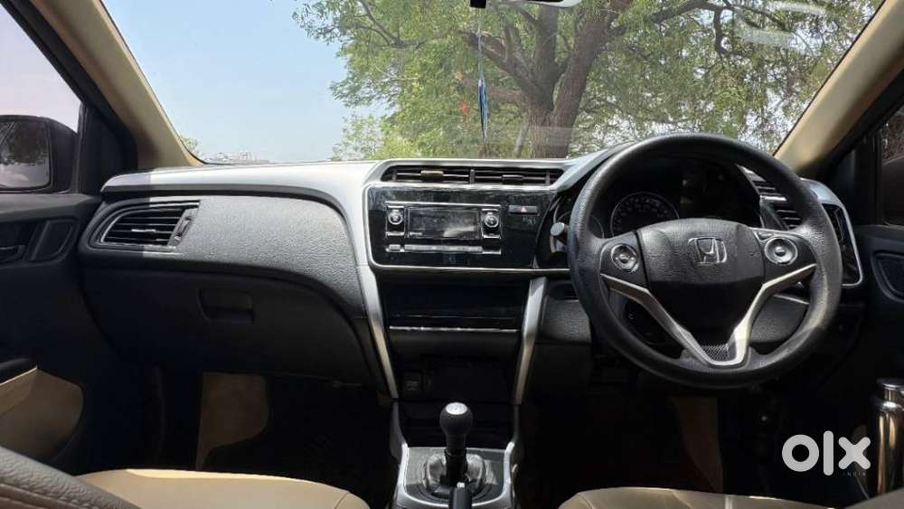 Honda City I-vtec V, 2017, Petrol