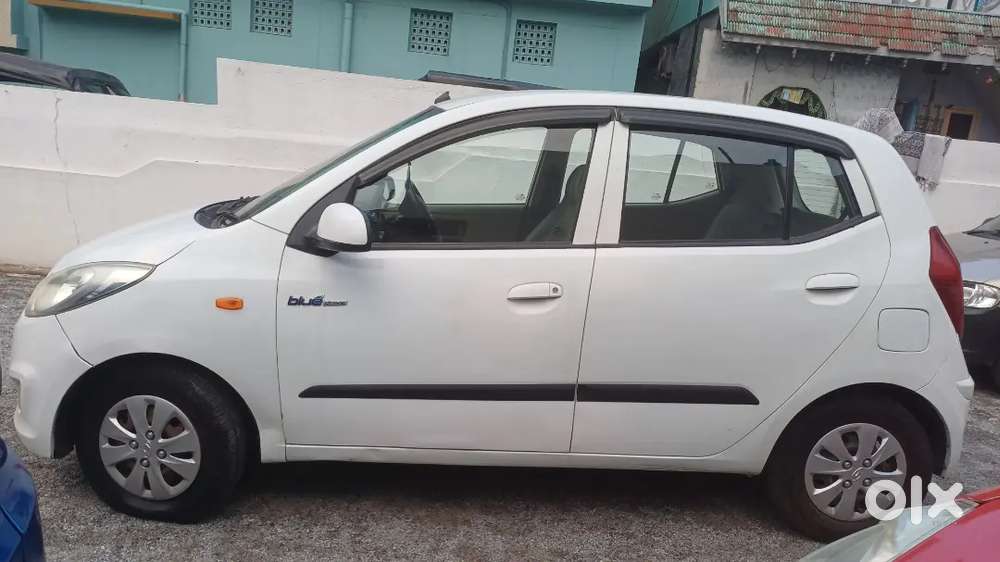 Hyundai I10 Sportz 2012