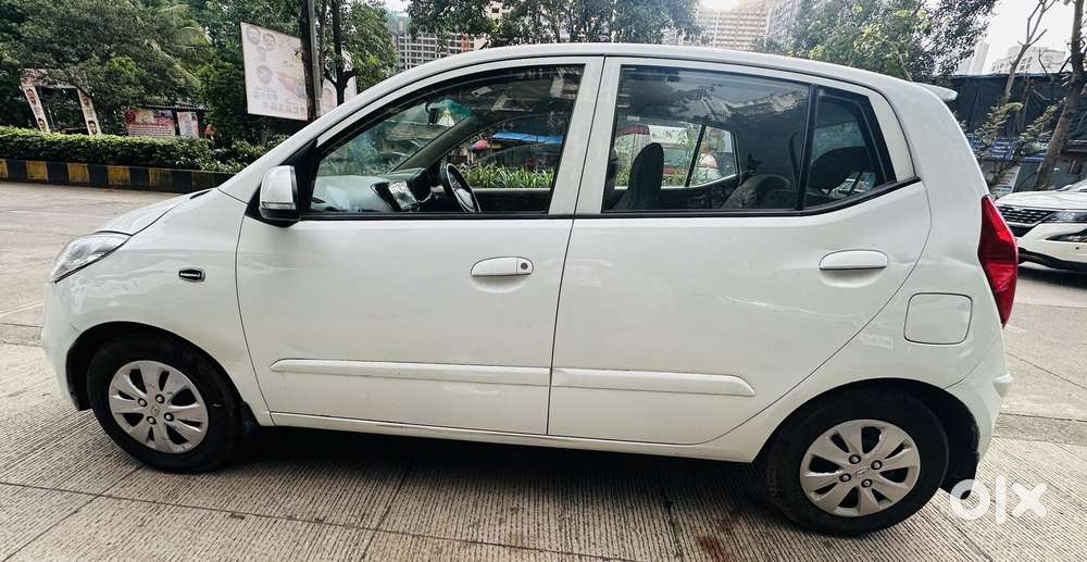 Hyundai I10 Sportz At, 2011, Petrol