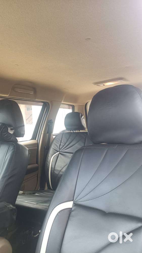 One Hand Car Fist Owner