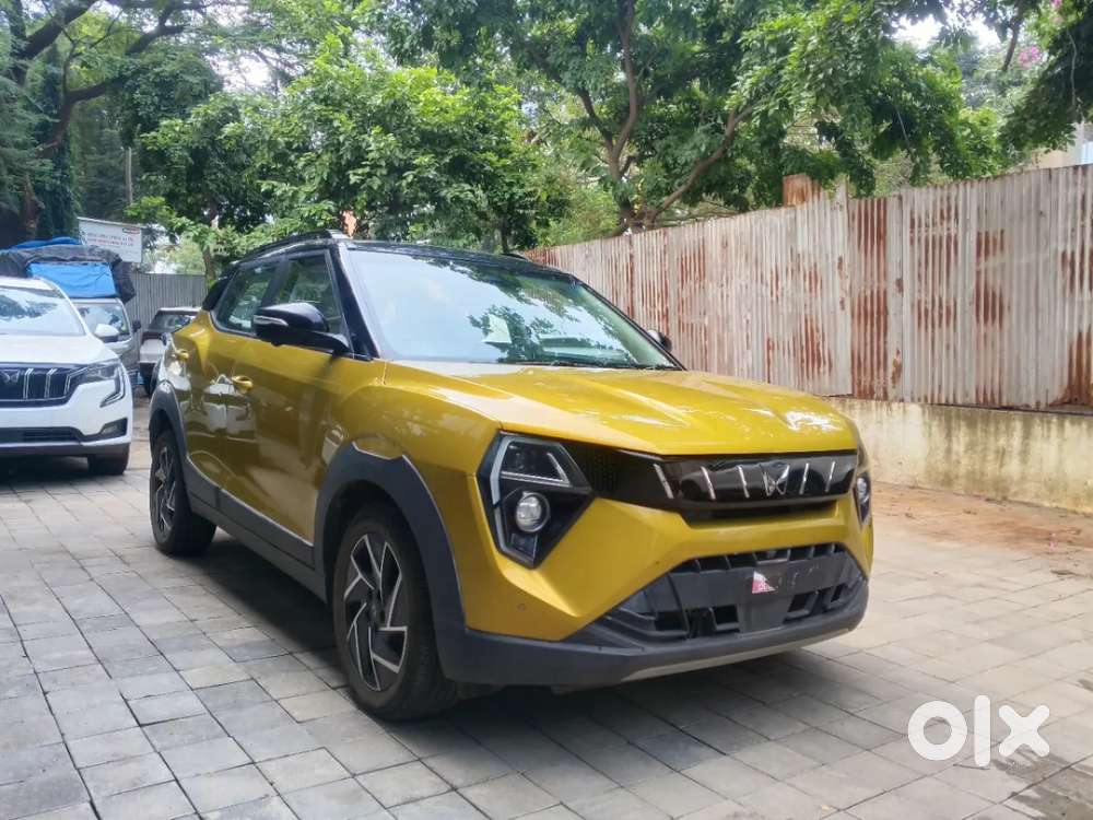 Mahindra Xuv 3xo Ax7l 1.2 Petrol At (pg), 2024, Petrol