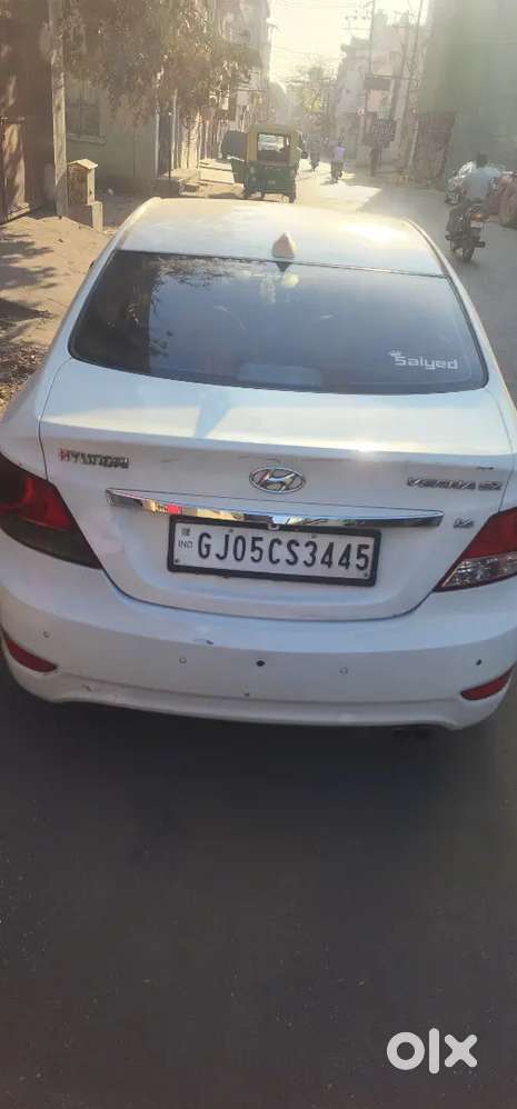 Hyundai Verna 2011