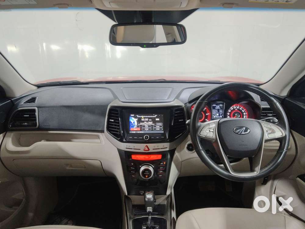Mahindra Xuv300 W8 (o) 1.5 Diesel Amt, 2022, Diesel