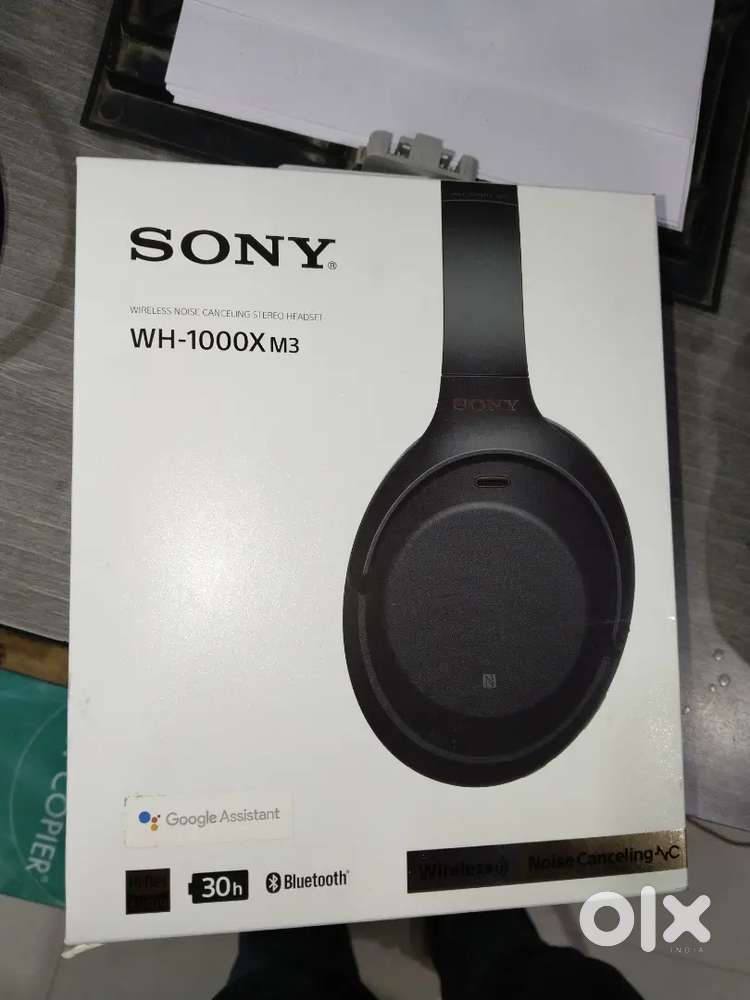 Sony WH-1000XM3 Wireless Noise-Cancelling Headphones (Excellent Condit
