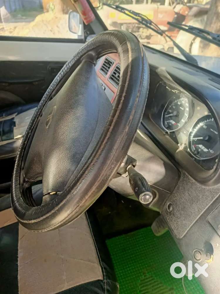 Tata Sumo Top Model Gold Petrol 140000 Km Driven