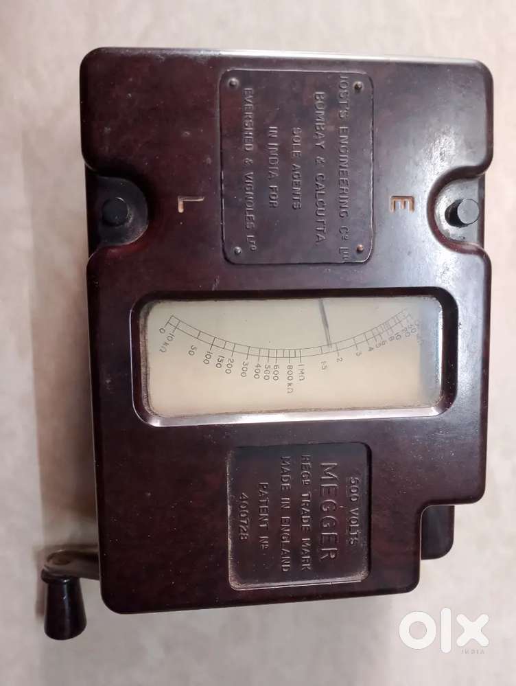 EVERSHED & VIGNOLES VINTAGE MEGGER SERIES 3(WEE MEGGER)