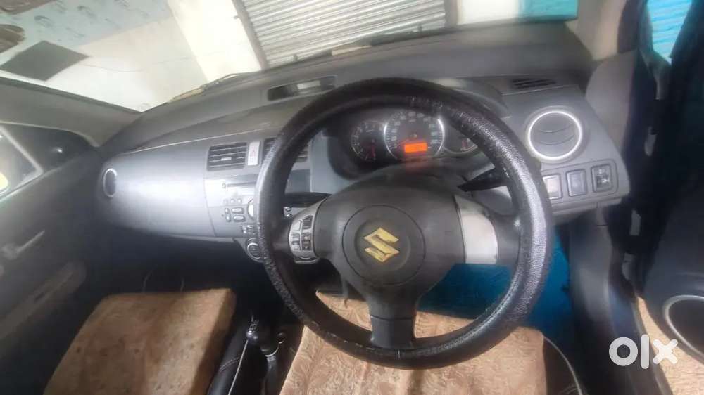 Maruti Suzuki Dzire 2011 Petrol 168000 Km Driven