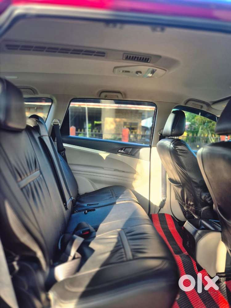 Mahindra Marazzo, 2020, Diesel
