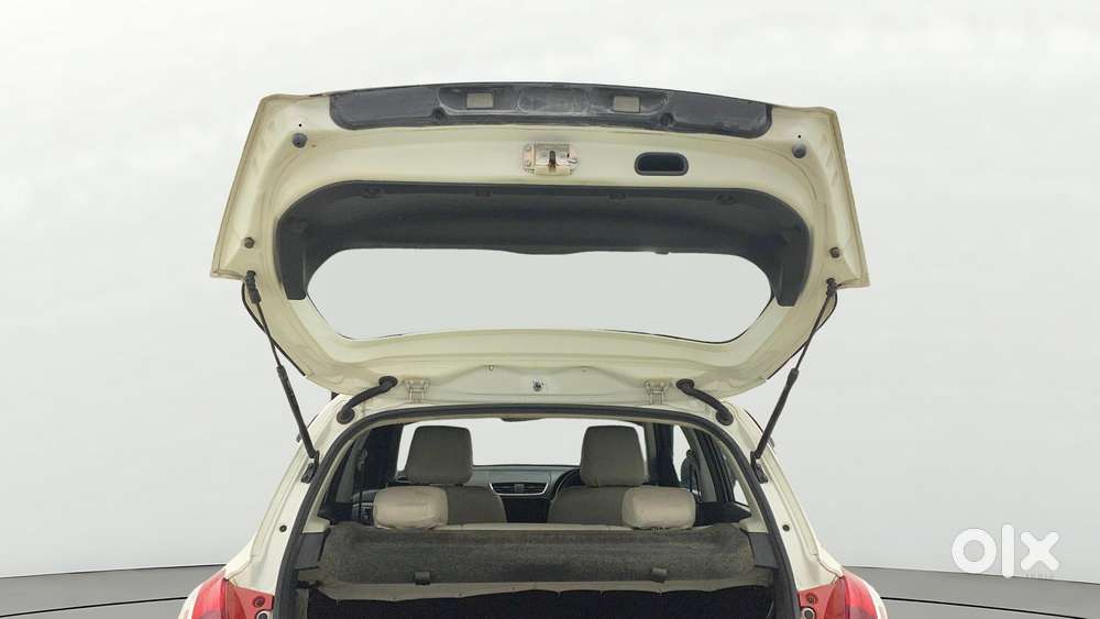 Maruti Suzuki Swift Vxi, 2015, Petrol