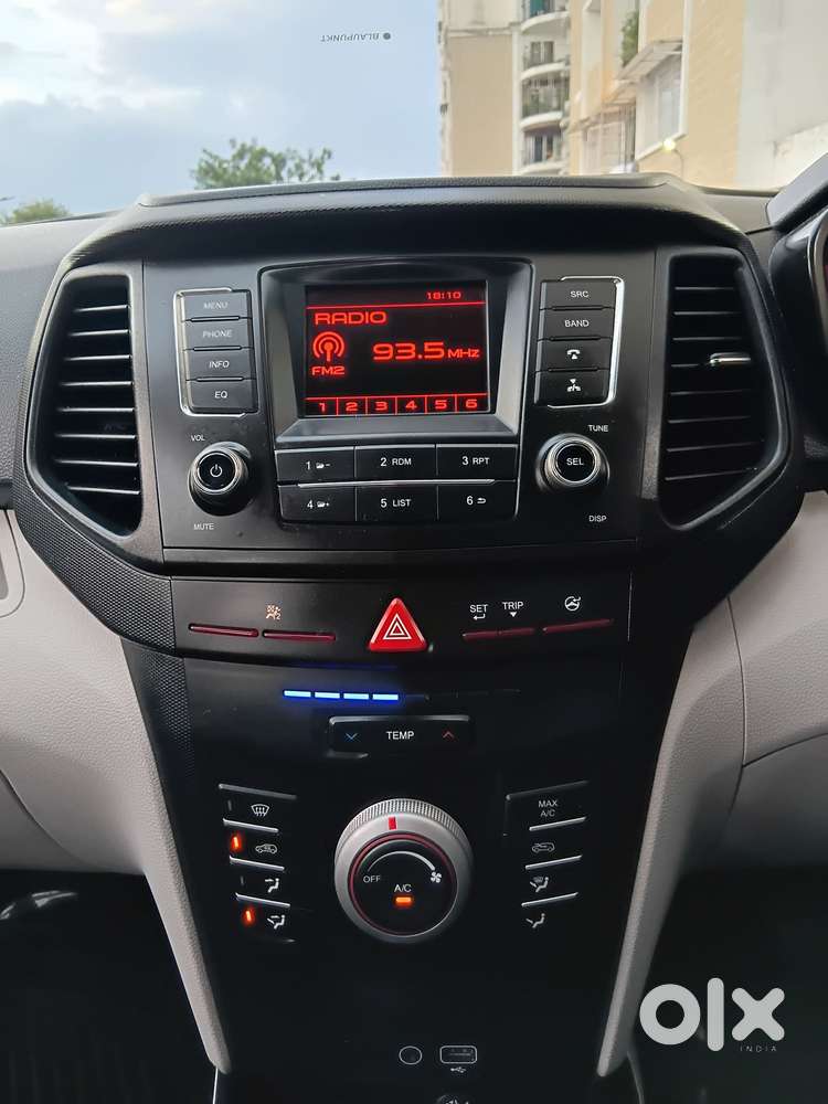Mahindra Xuv300 W6 Amt Diesel, 2023, Diesel