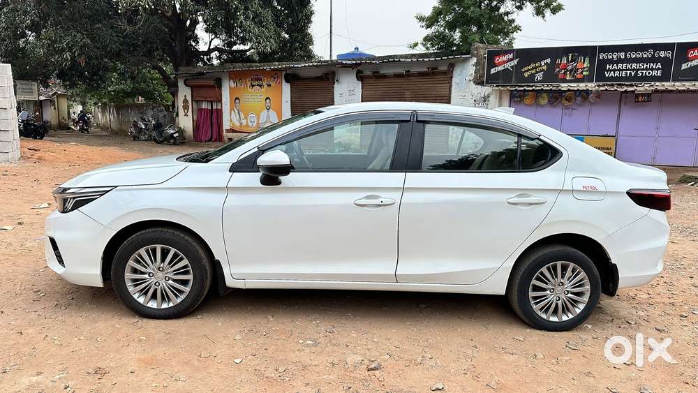 Honda City 1.5 V 5th Gen I-vtec Mt, 2020, Petrol