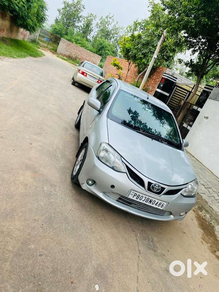 Toyota Etios 2011 Petrol Well Maintained