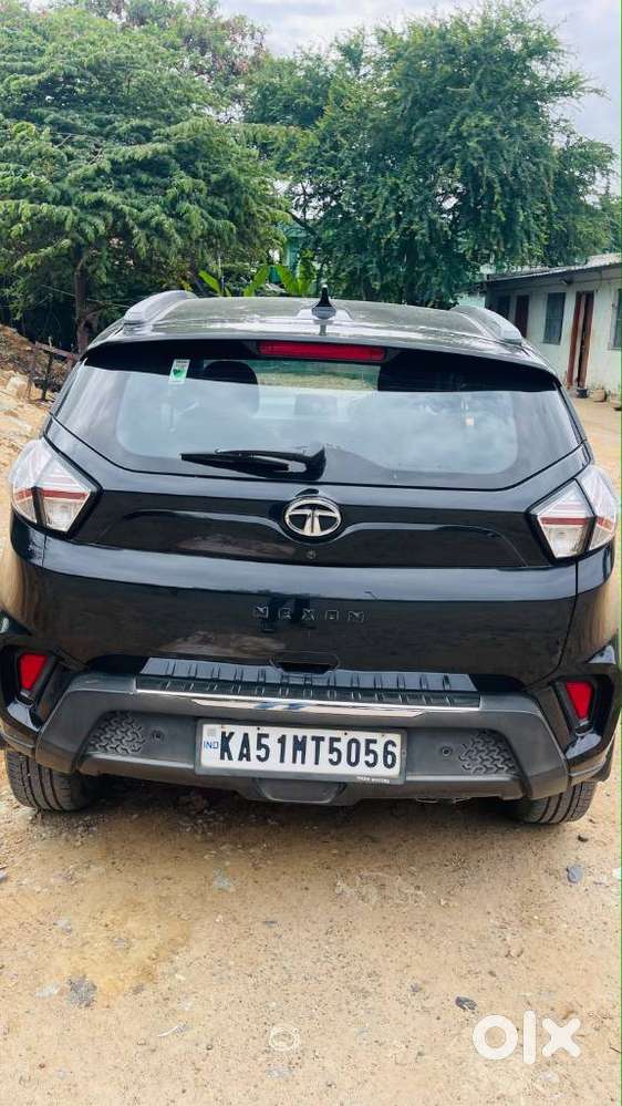 Tata Nexon, 2022, Petrol