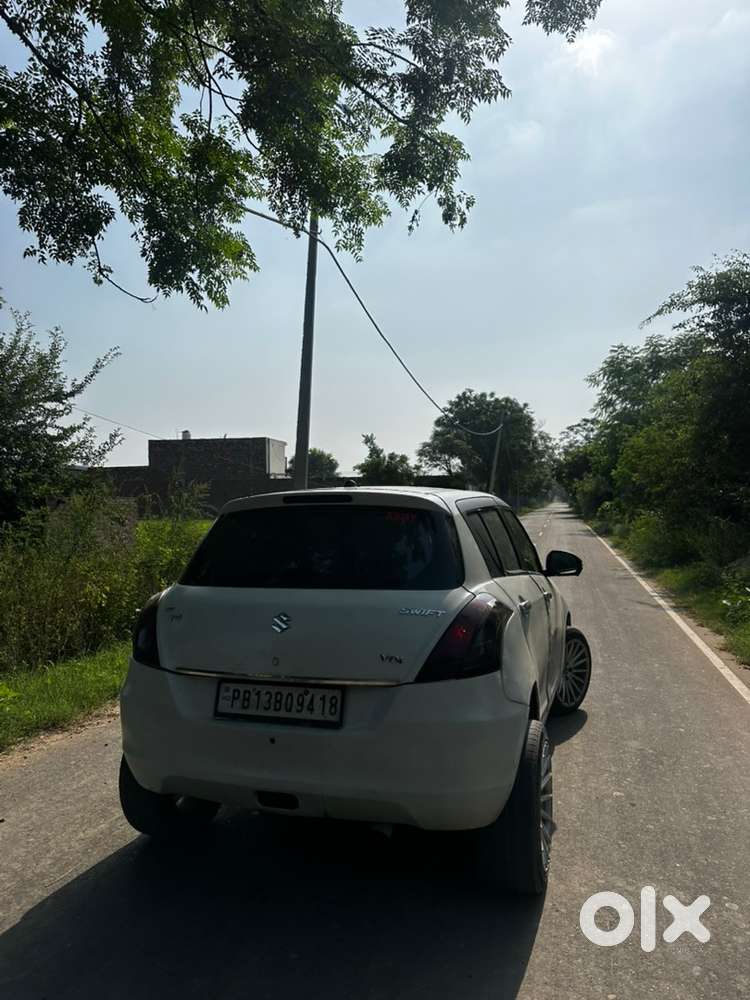 Maruti Suzuki Swift 2012