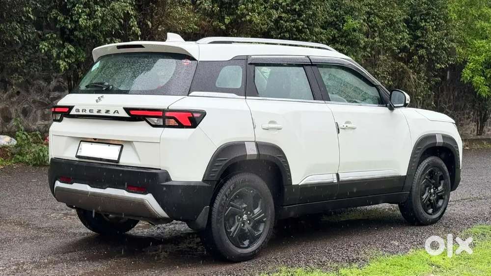 Brezza 1.5 Zxi Cng Dual Tone 2024 Top Model