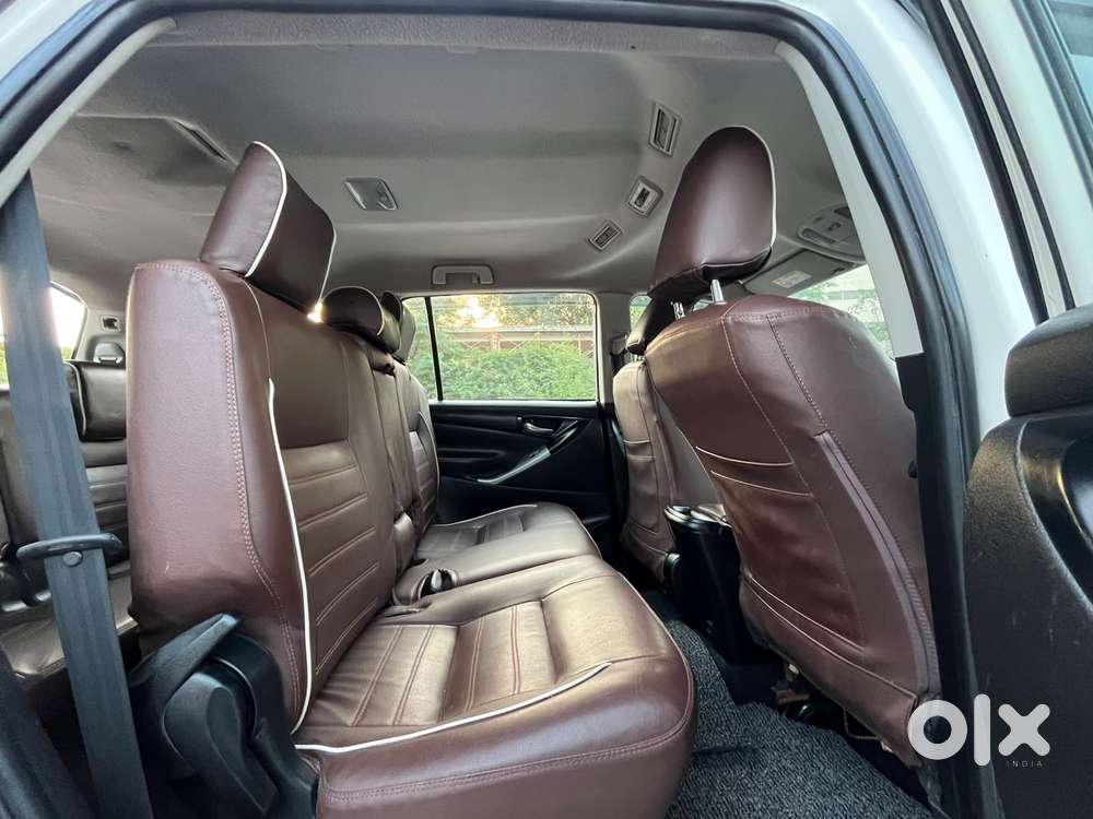 Toyota Innova Crysta 2.4 G Mt 8s, 2021, Diesel