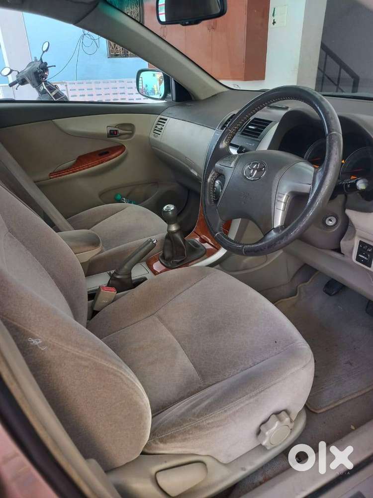 2009 Model Toyota Corolla Altis, Petrol