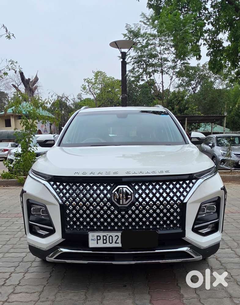 Mg Hector Plus, 2023, Petrol