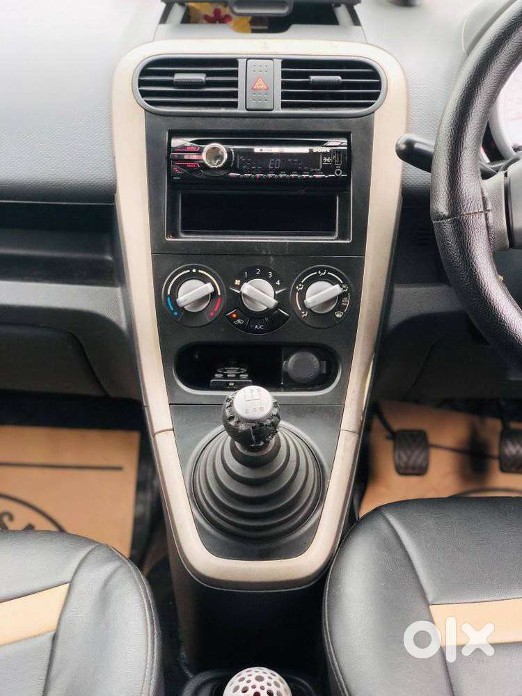 Maruti Suzuki Ritz Vxi, 2012, Petrol