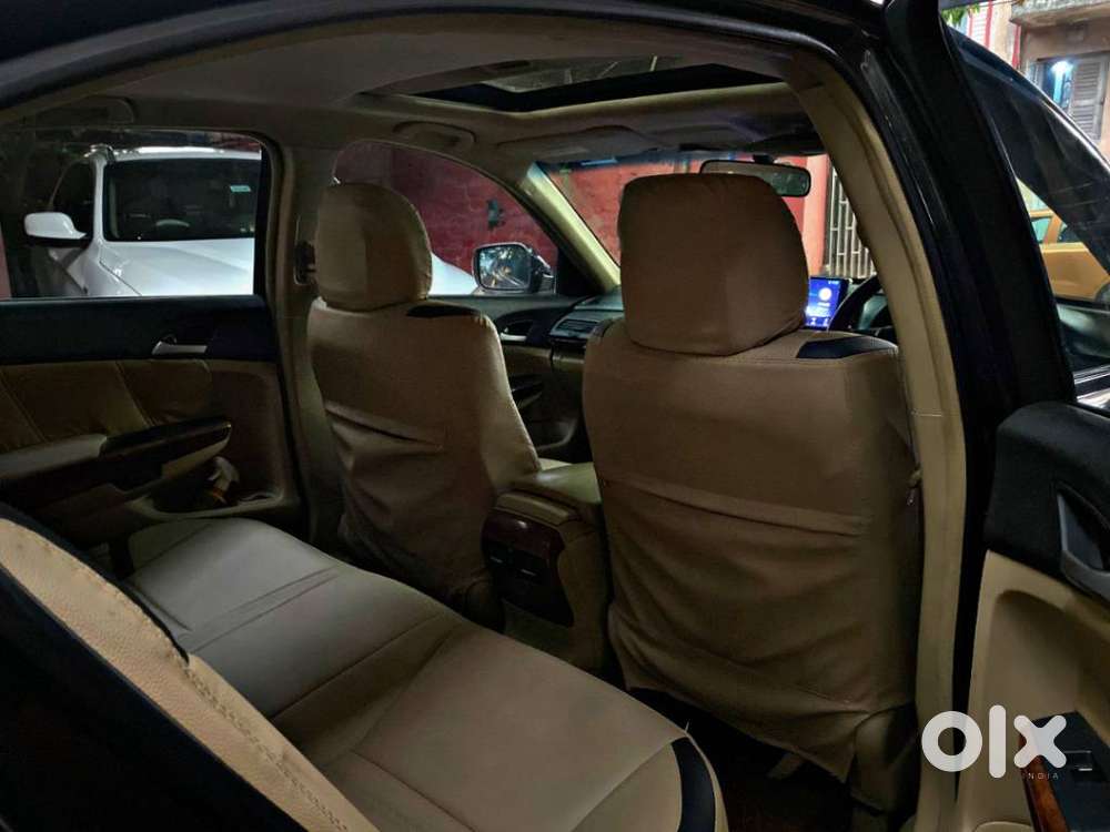 Honda Accord 2.4 Manual, 2012, Petrol