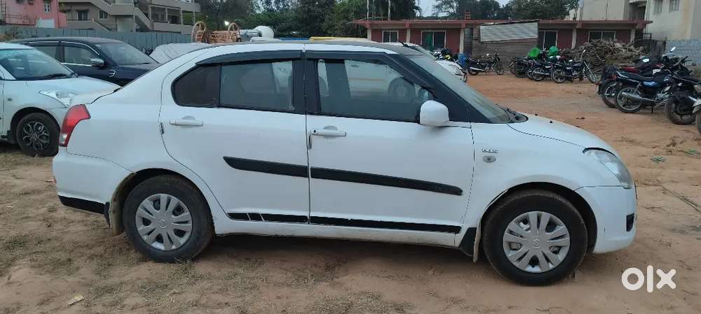Maruti Suzuki Dzire 2015