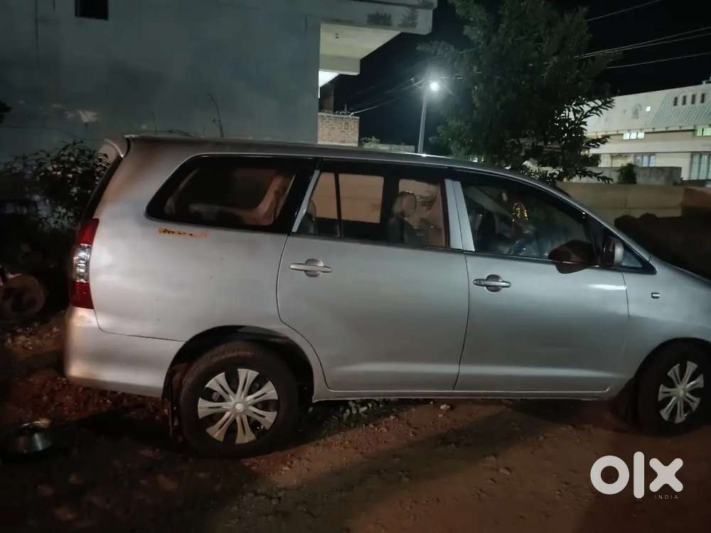 Toyota Innova 2.5 Diesel 2014
