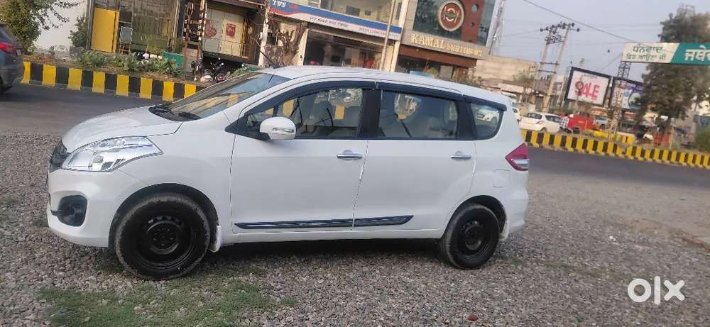 Maruti Suzuki Ertiga 2018 Petrol 75000 Km Driven