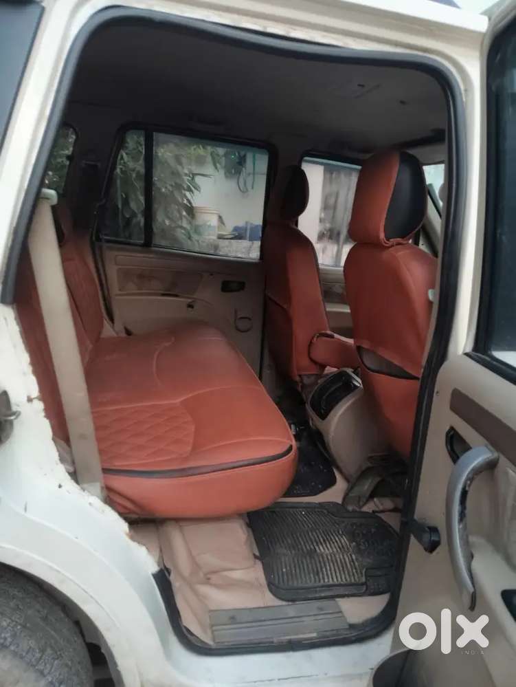 Mahindra Scorpio Classic 2012 Diesel 200000 Km Driven