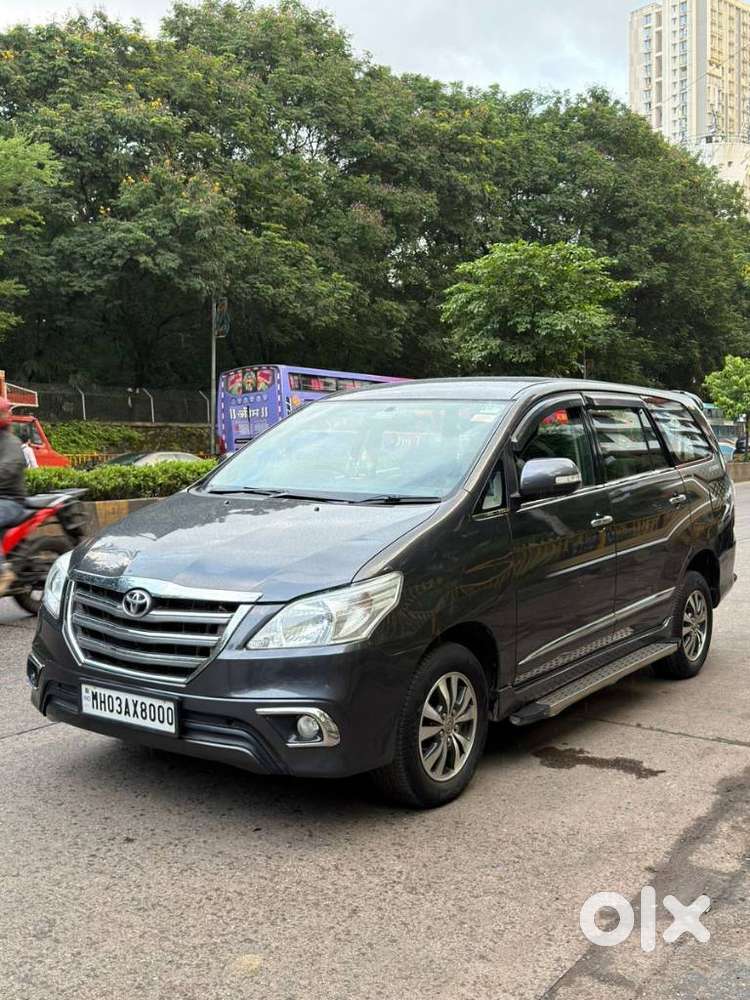 Toyota Innova [ ] 2.5 V Diesel 7 Str, 2015, Diesel