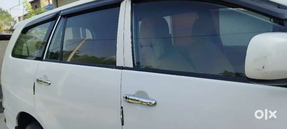 Toyota Innova 2.5 G4 2014