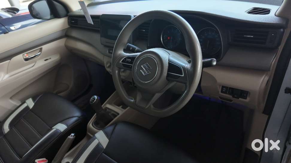 Maruti Suzuki Ertiga Vxi Shvs, 2022, Petrol